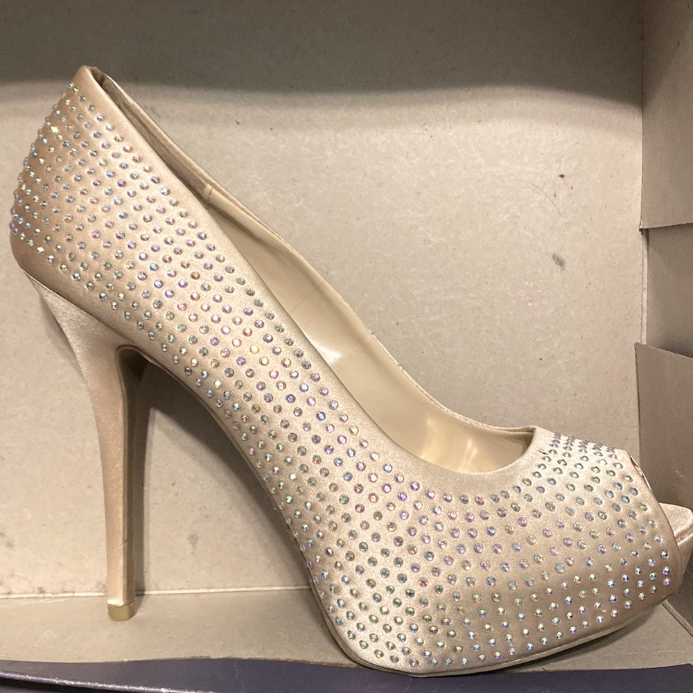Like new studded heels